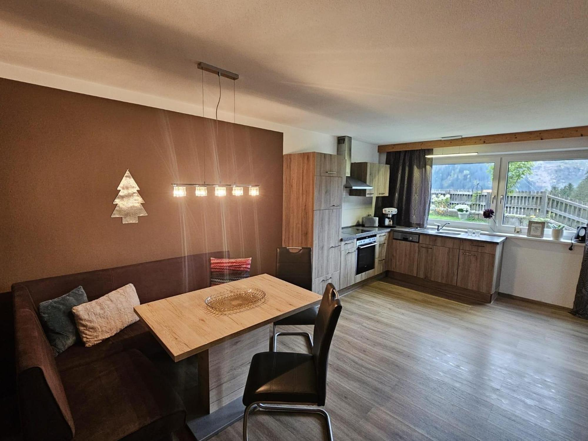 Das Zauberhaft Mayrhofen Buitenkant foto